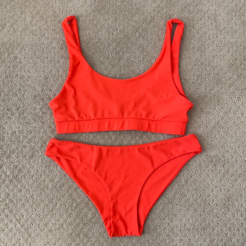 Kulani Kinis red-orange bikini set